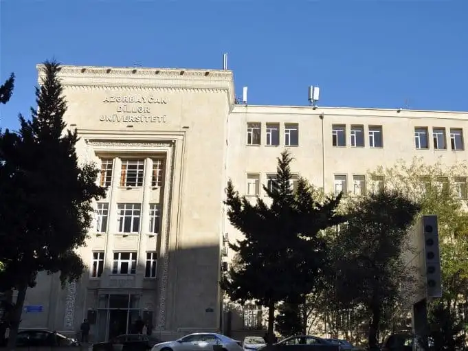 Azərbaycan Dillər Universiteti